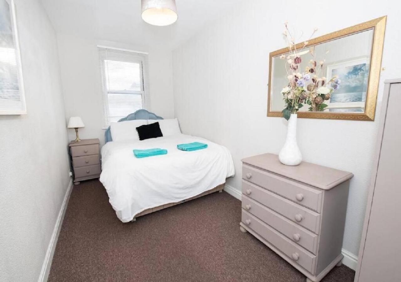 Cormorant - Beautiful 2 Bed Apartment With Sea Views Old Town Scarborough Eksteriør billede