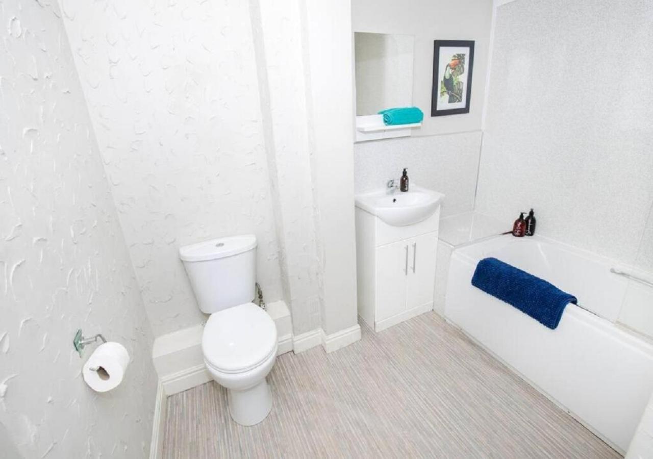 Cormorant - Beautiful 2 Bed Apartment With Sea Views Old Town Scarborough Eksteriør billede